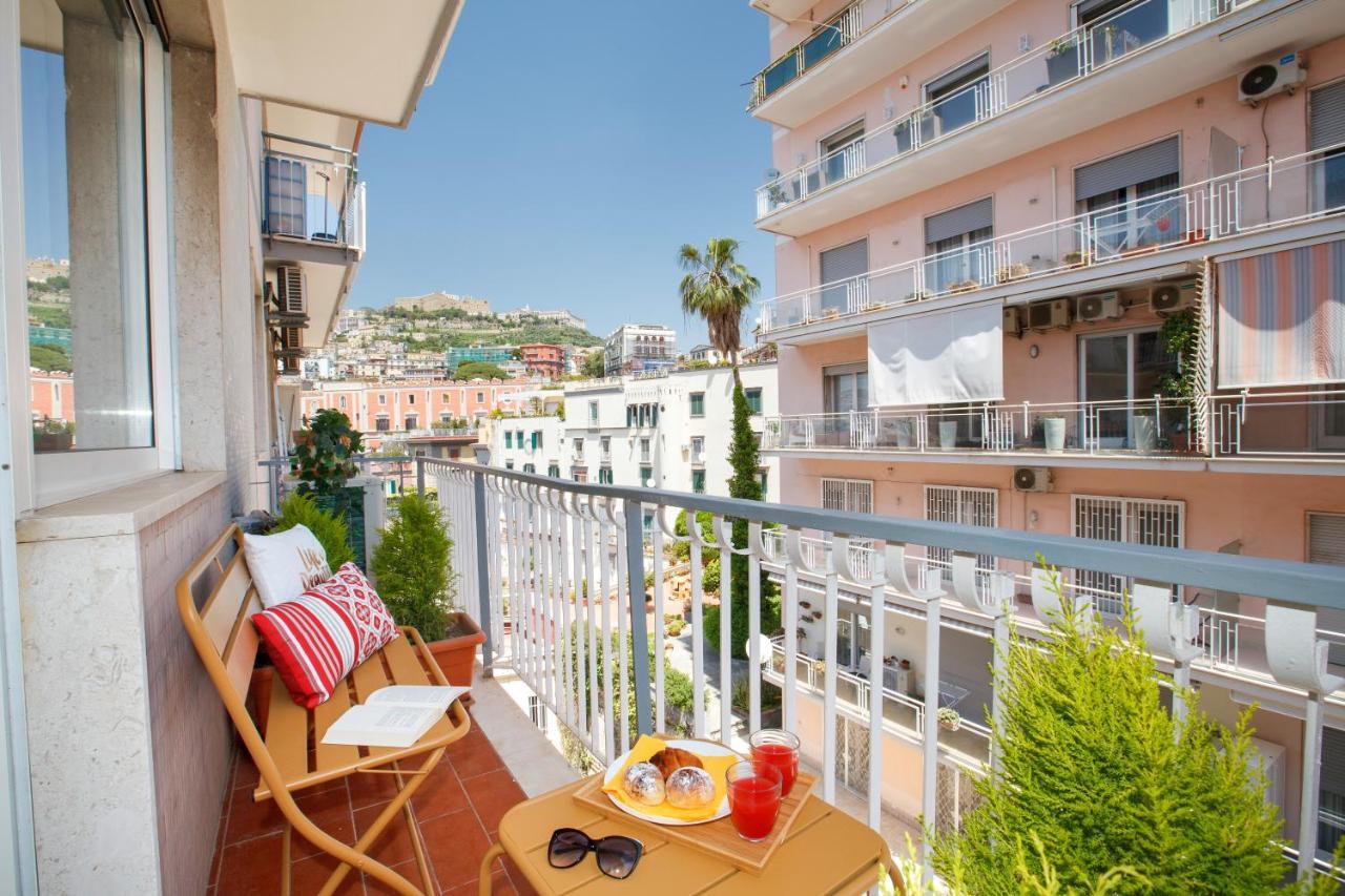 Vivaldo Suite Piazza Dei Martiri - Guest House Neapel Exteriör bild