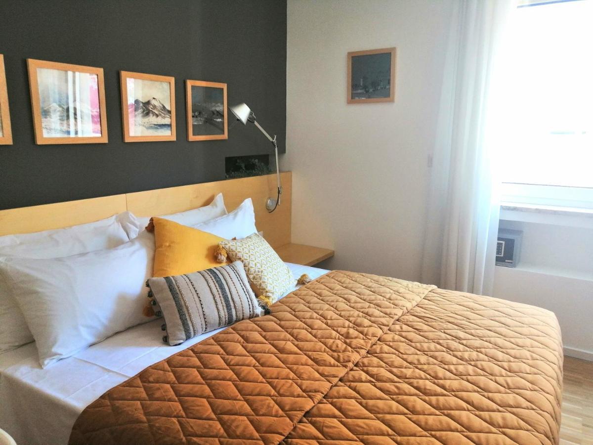 Vivaldo Suite Piazza Dei Martiri - Guest House Neapel Exteriör bild